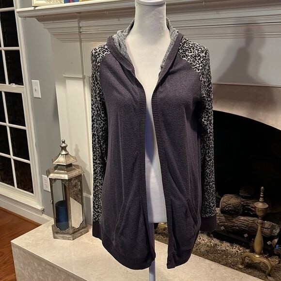 Maurices sweater size XS - Picture 1 of 9